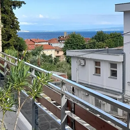 Orange Apartman Lovran